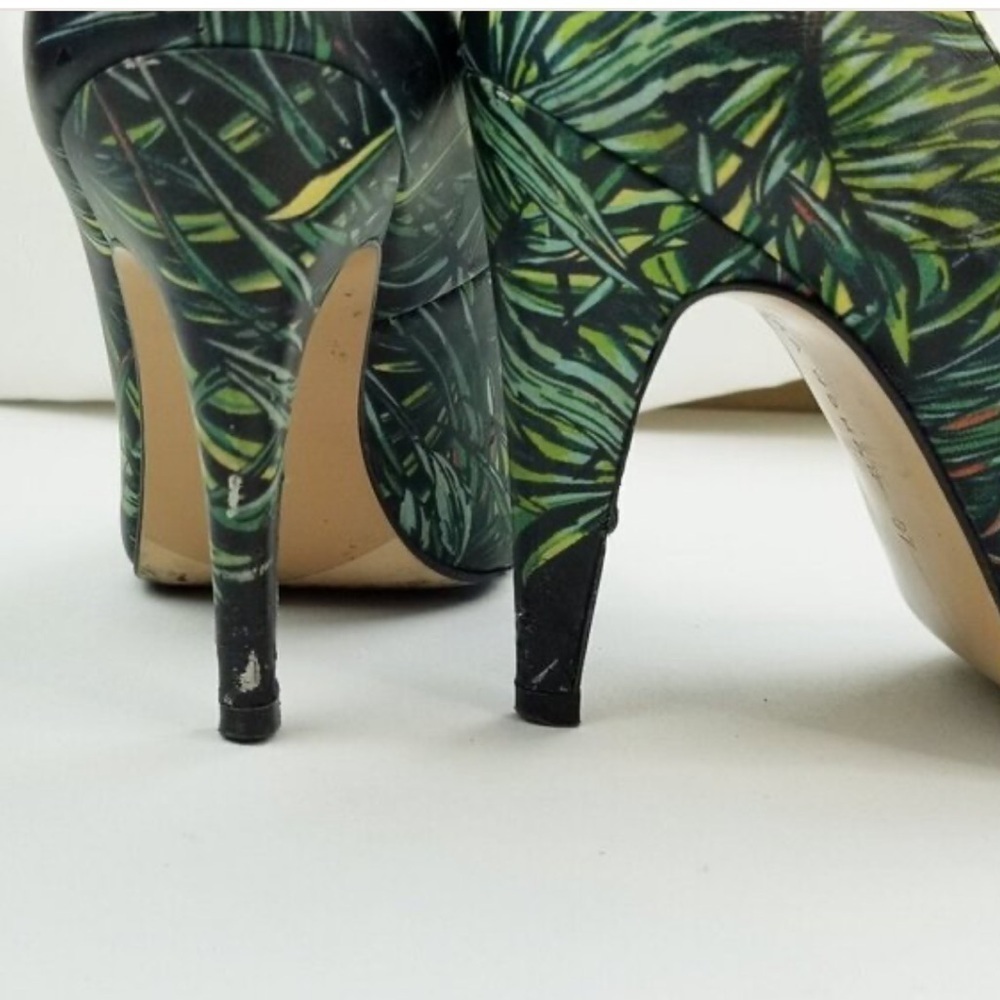 Zara Woman Size 5.5-6 (Euro 36) Contemporary Leaf Green Patterned Pumps - Picture 9 of 12